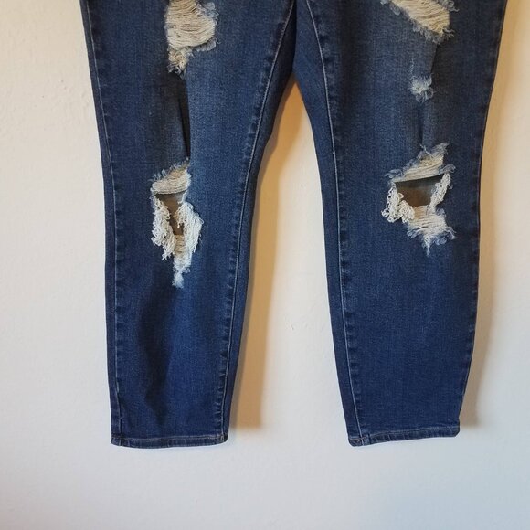 Judy Blue Jeans 18W Blue Boyfriend Fit Distressed Stretch High Rise JB88220 - Picture 2 of 8